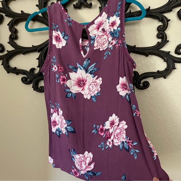 Pink Rose Tank Top Size Large - Picture 3 of 10